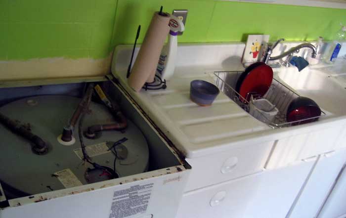 Achieving Sustainable Electricity Use: Strategies and Insights for Work and Home