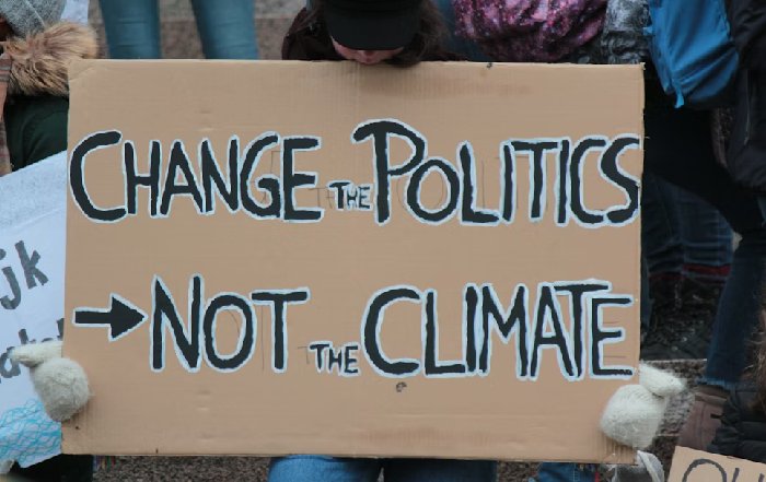 Article Image for How to Engage Skeptical Audiences in Climate Conversations